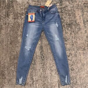 Booty Sculpting Light Wash Distressed High Rise Skinny Jeans size 13 NWT